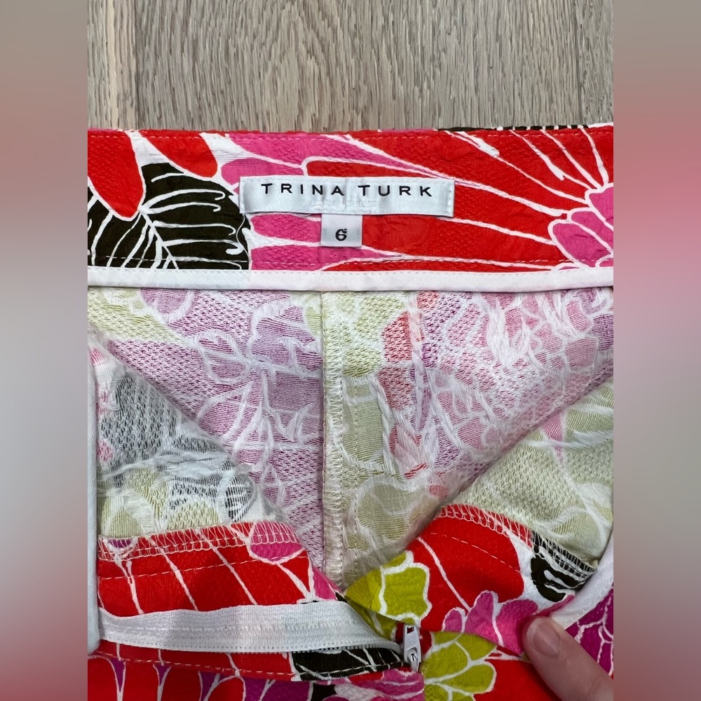 Trina Turk shorts size 6